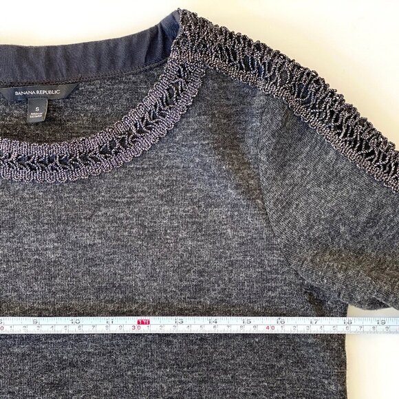 Banana Republic Short Sleeve Sweater Top Womens S Metallic Trim Charcoal Festive - Picture 8 of 8